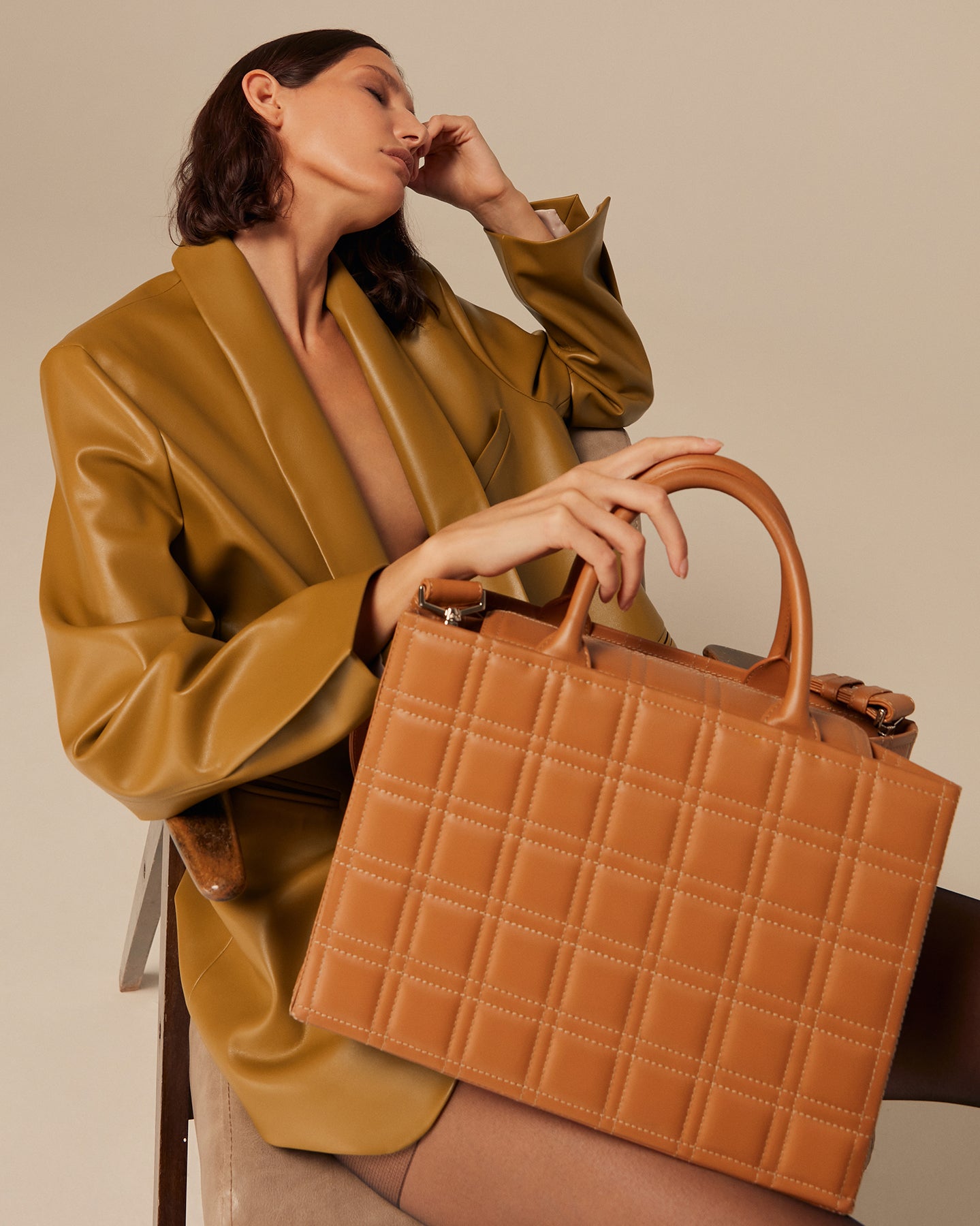LONA PRIST l 5x7 Bag in Brown