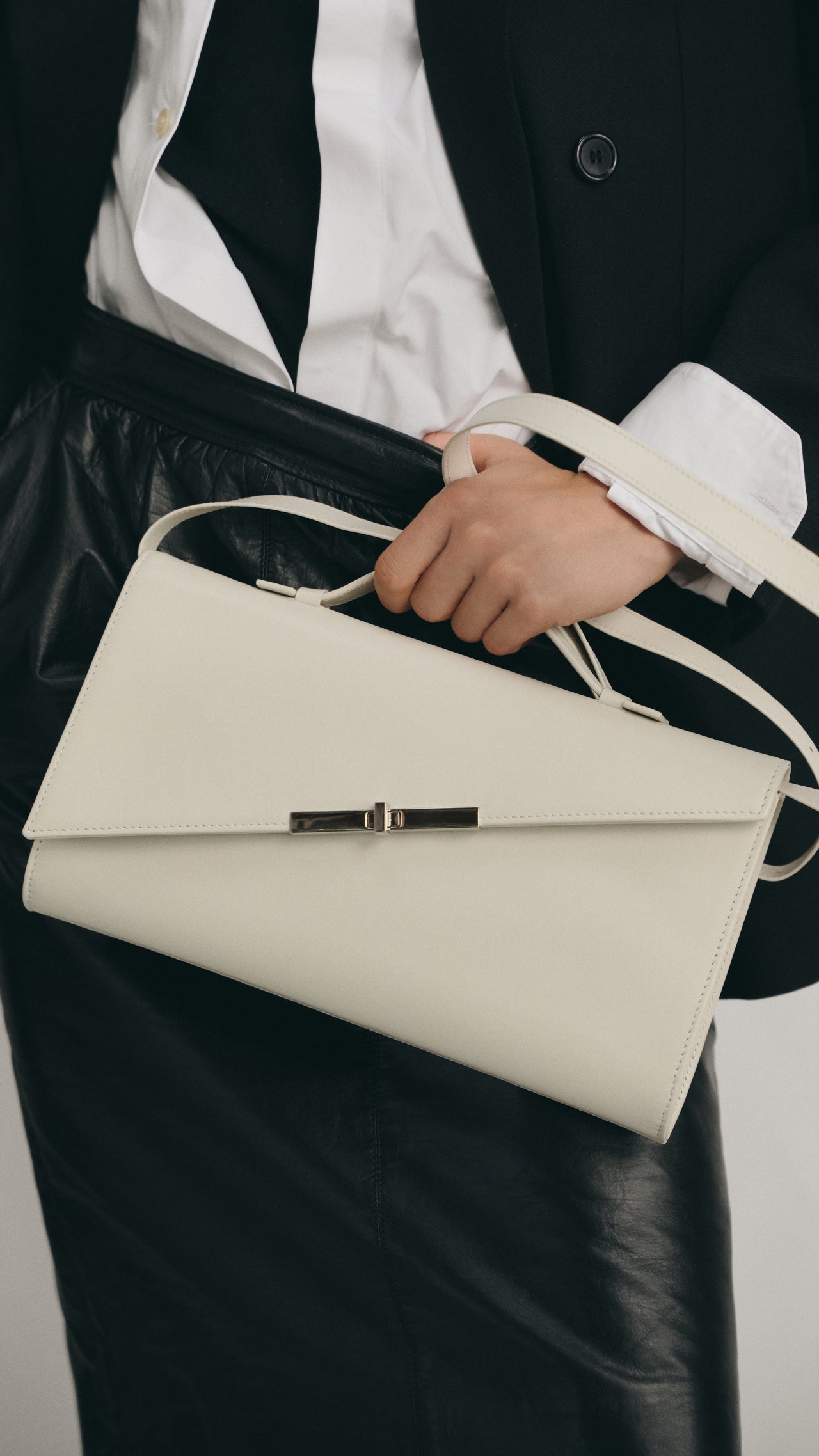 Alex Clutch in Off-White