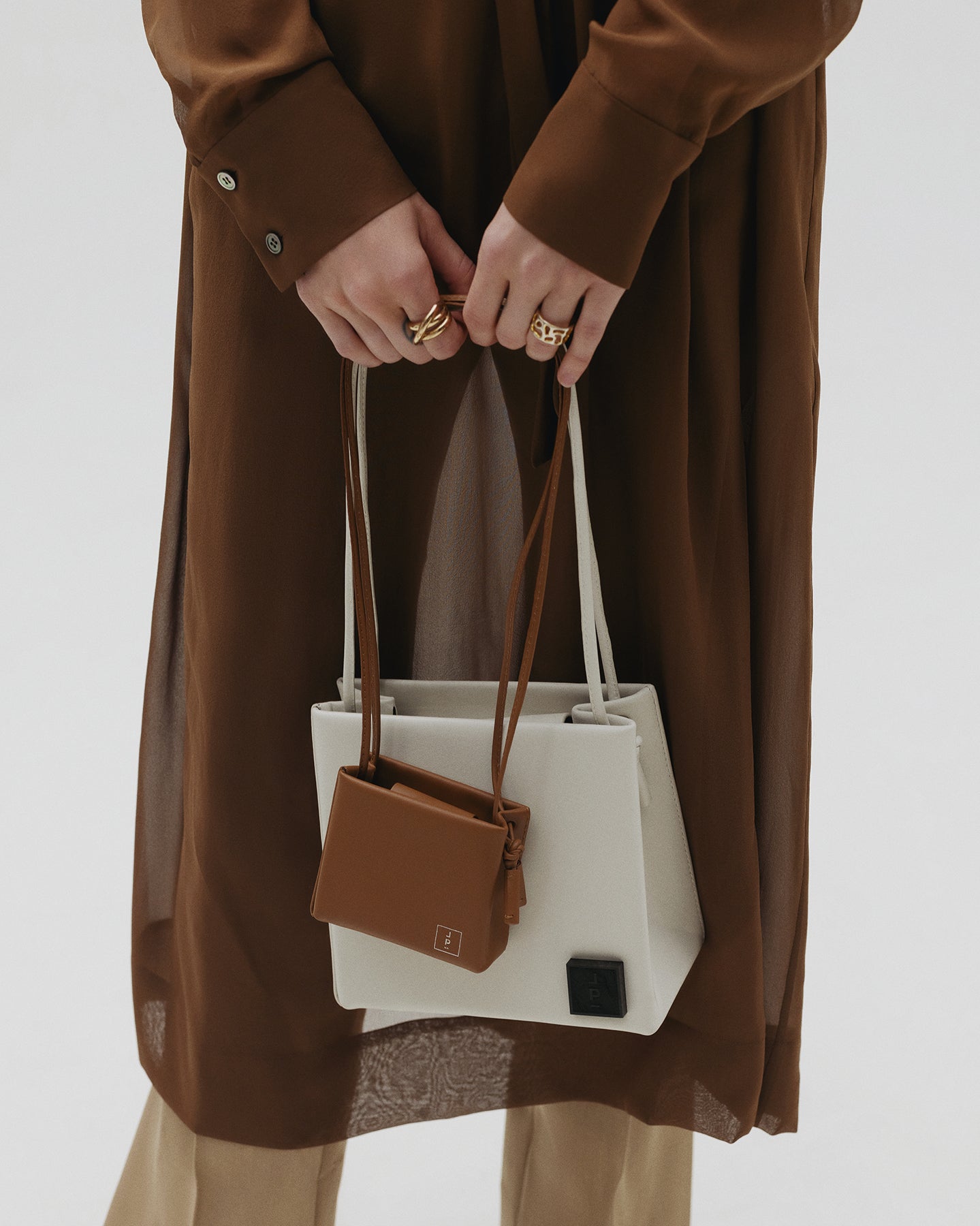 LONA PRIST l Square Mini Bag in Brown